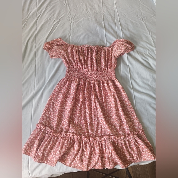 Short Sleeved Pink Short Dress - Picture 9 of 9